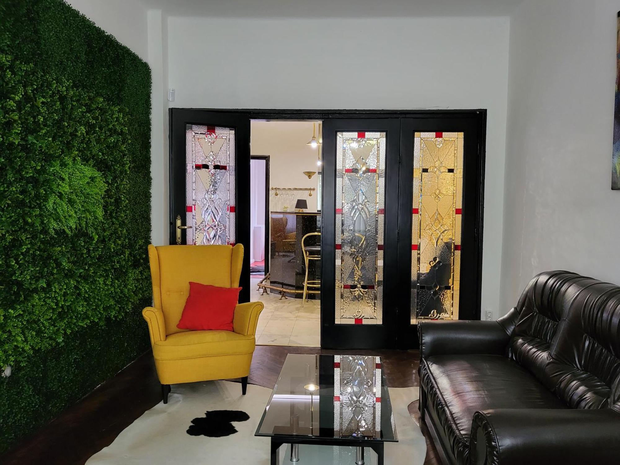 Top Center Cozy And Spacious Apartment صوفيا المظهر الخارجي الصورة