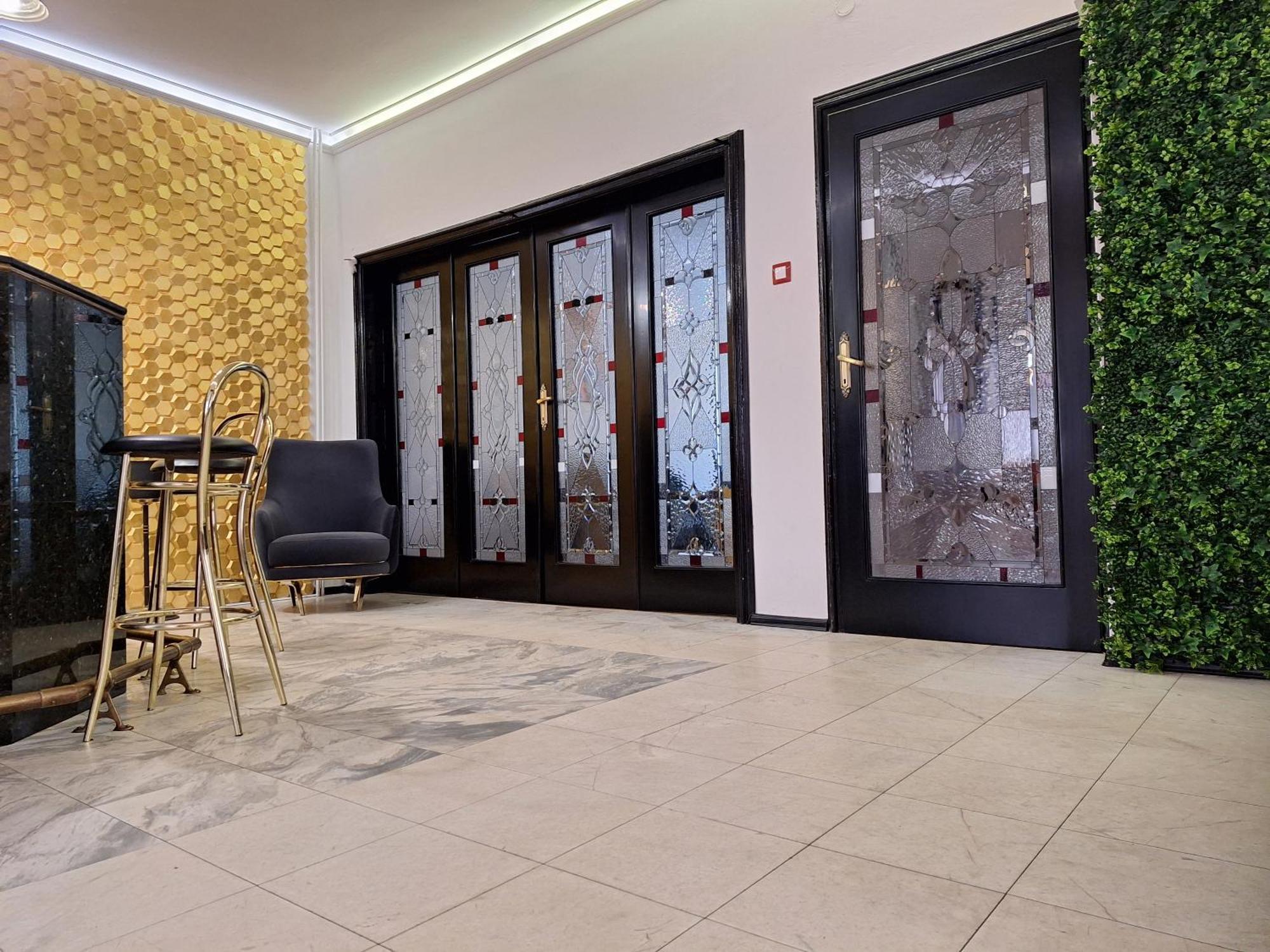 Top Center Cozy And Spacious Apartment صوفيا المظهر الخارجي الصورة